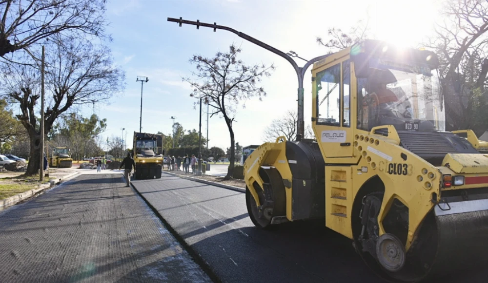 Cortes y desvíos en La Plata por obras viales e hidráulicas