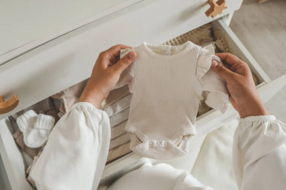 Dónde encontrar ropa para niños moderna y accesible