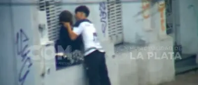 Detuvieron a un hombre por agredir a una mujer en el centro