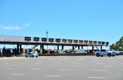 Aubasa activa el cobro de peaje en la Autopista La Plata-Buenos Aires con un lector de patentes