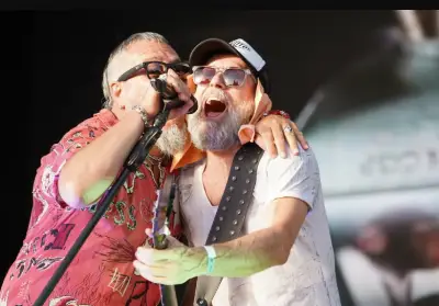 La Plata vive a pura música la celebración por su cumpleaños en Plaza Moreno