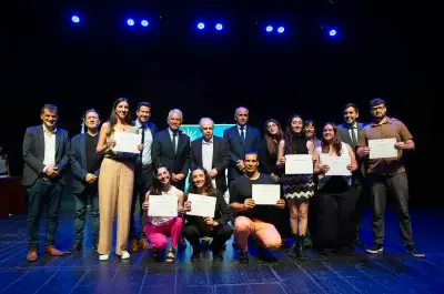 Entregaron los premios Joaquín V. González a los mejores promedios de la UNLP