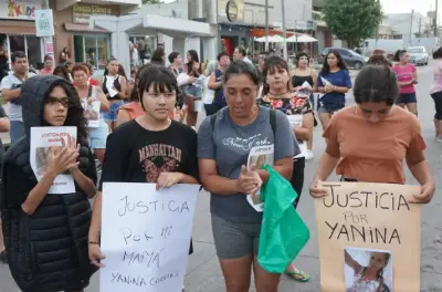 Con un fuerte reclamo de justicia, la familia de Yanina Correa marchó y pidió que su muerte no quede impune