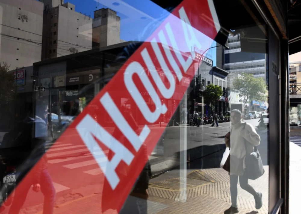 La mitad de los comercios de La Plata ya sufre más la baja de las ventas que la inflación