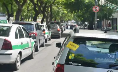 Labraron más de 46.000 infracciones de tránsito en La Plata en el año y casi el 80% fue por estacionar mal