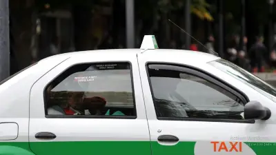 Una pareja subió como pasajera a un taxi en La Plata y terminó asaltando al chofer a punta de pistola