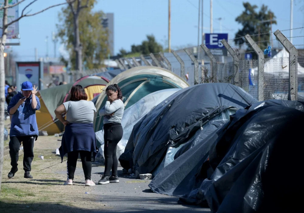 Fanáticas de BTS mandan un firme mensaje por los acampes en La Plata