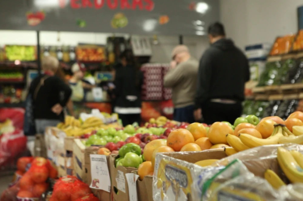 ¿Cuáles fueron las verduras que más aumentaron en La Plata y cuáles bajaron de precio?